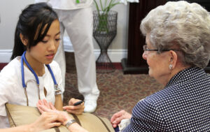 Algonquin College’s Personal Support Worker Program: A Gateway for International Students to Thrive in Canada’s Healthcare Sector